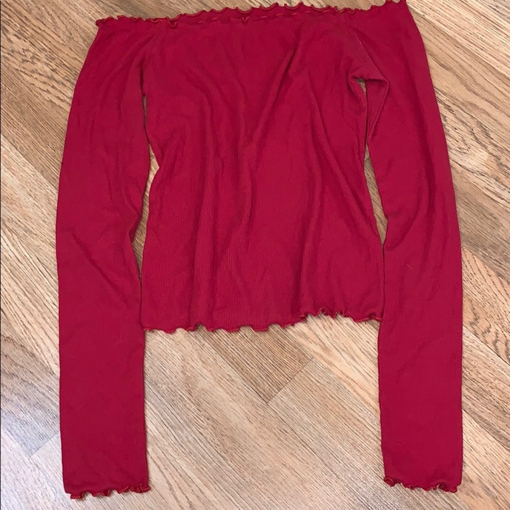 Off the shoulder long sleeve